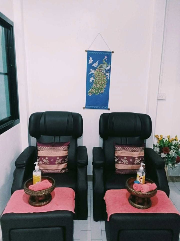 เตียงสปาหนังสีขาว Luxury - Image 1